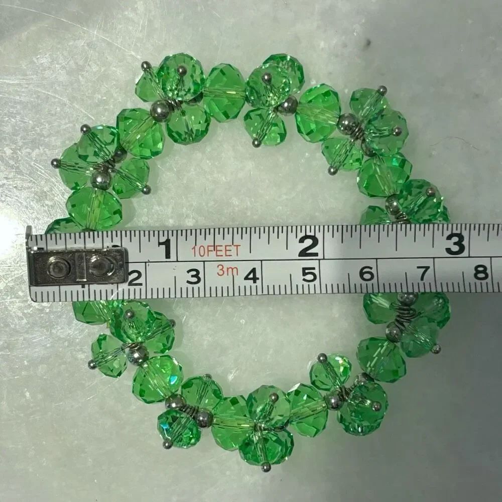 Francesca’s Faceted Clustered Crystal Stretch Elastic Beaded Bracelet Green